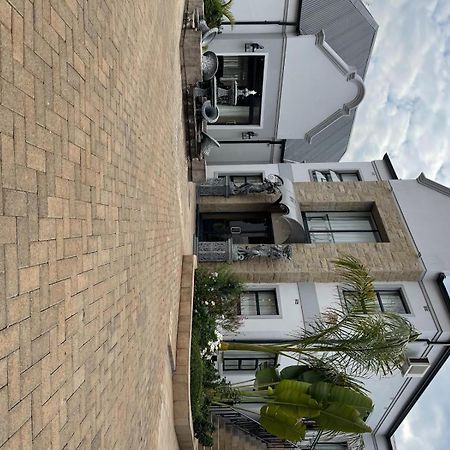 Ezulwini Villa Hotel Harare Esterno foto